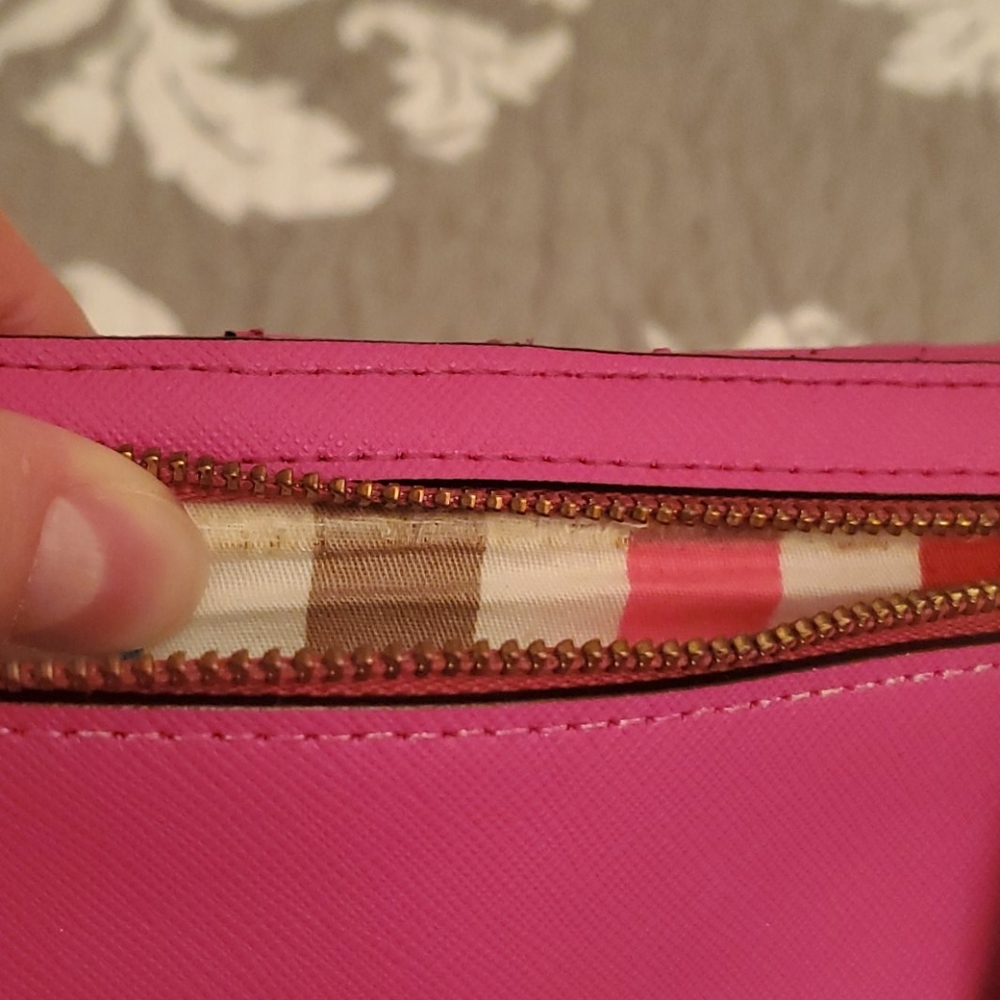 Kate Spade Wallet Hot Pink - Picture 5 of 13